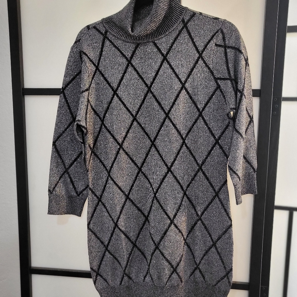 VENUS Sweater Dress